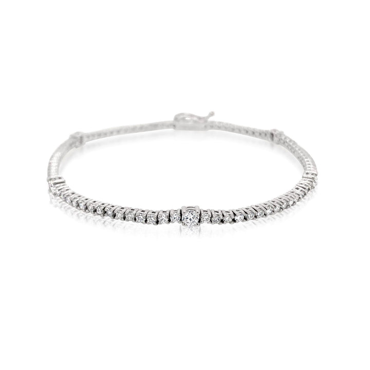 Diamond Tennis Bracelet With Alternating Larger Diamonds